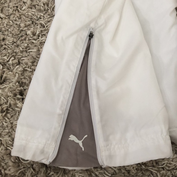 White PUMA activity pants & small zippers each leg, light and comfortable, US M - Picture 12 of 14